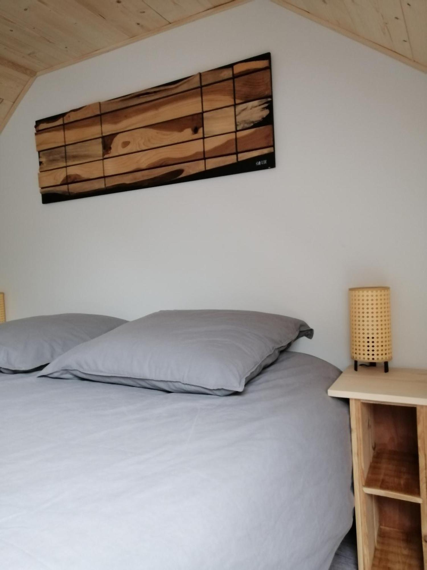 Chalets De Pont Cob Avec Spa Gouézec Eksteriør bilde