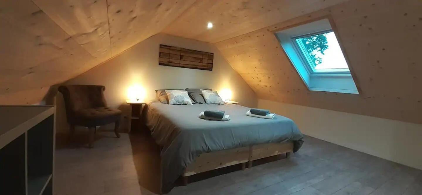 Chalets De Pont Cob Avec Spa Gouézec Eksteriør bilde